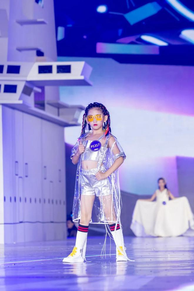 女排世俱杯官网-包含南美篮球新秀脱颖而出，国际比赛中闪耀光芒的词条